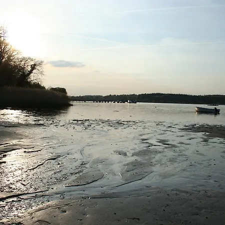 Thuroe לינה וארוחת בוקר סבנדבורג